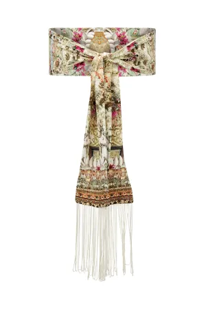BELT WITH TASSELS GIRL IN THE GARDEN