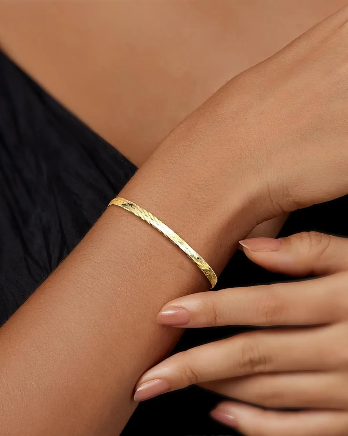 TEN MIRO Chunky Silver Bangle for Women, Stackable Bangle Cuff Bracelets for Women Non Tarnish Trendy Elegance Charms Non Tarnish Chain Bracelet Pack Fashion for Womens