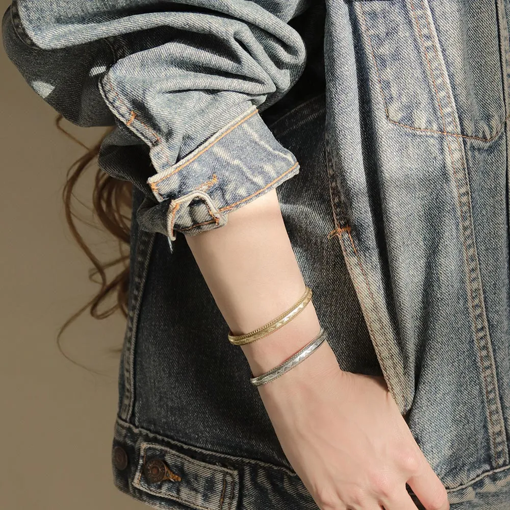 Triangle Pattern Open Bangle
